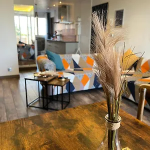 https://le-paradis-appartement.fr-provencehotel.com